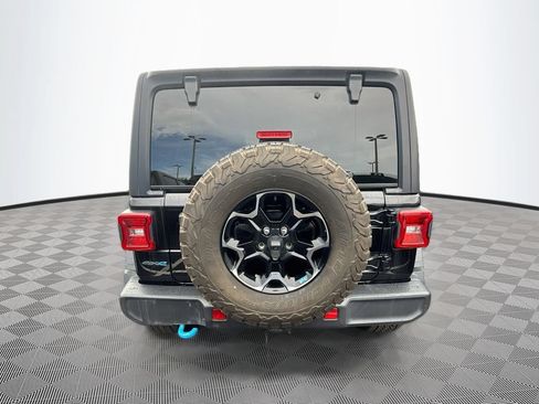 Used 2022 Jeep Wrangler Unlimited Rubicon 4xe w/ Cold Weather Group AWD/4WD image 7