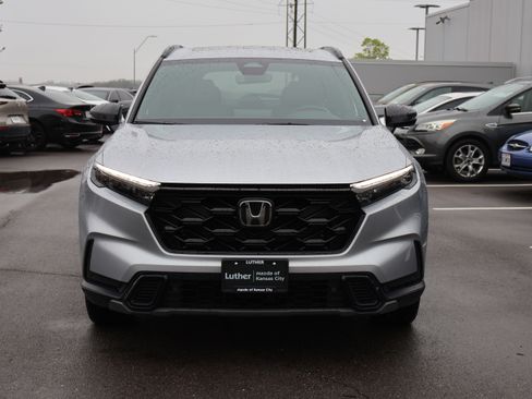 Used 2025 Honda CR-V Sport-L image 2