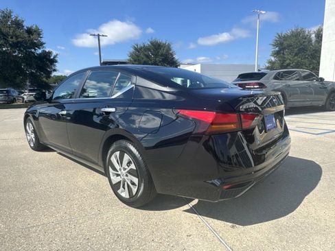 Used 2024 Nissan Altima 2.5 S image 7