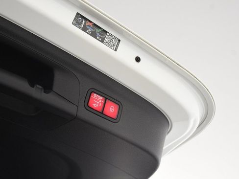 Used 2023 Mercedes-Benz GLE 450 4MATIC image 24