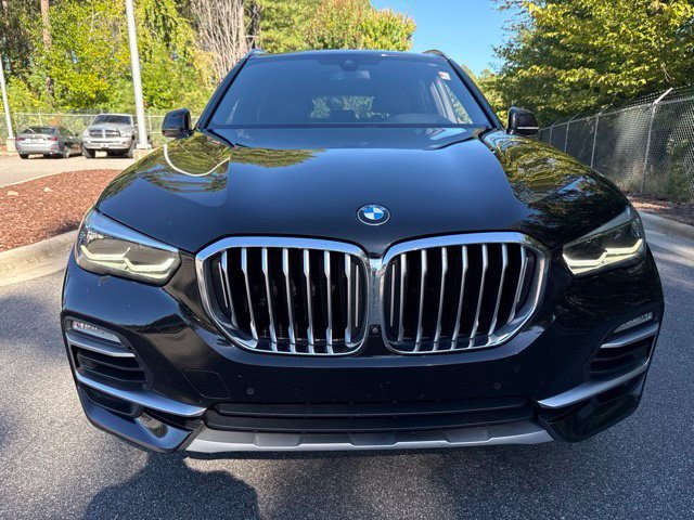 Used 2019 BMW X5 xDrive40i w/ Premium Package 2 AWD/4WD image 2