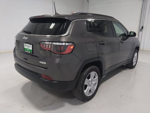 Used 2022 Jeep Compass Latitude w/ Convenience Group AWD/4WD image 9