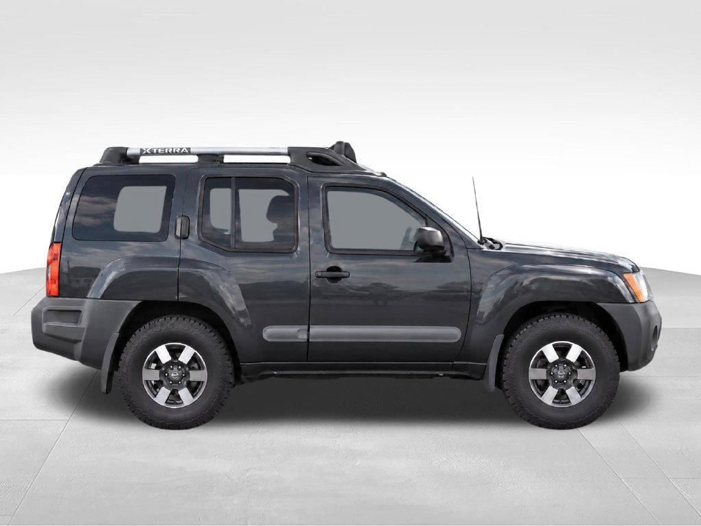 Used 2011 Nissan Xterra PRO-4X w/ Pro-4x Leather Pkg AWD/4WD image 8
