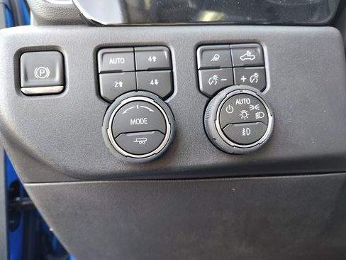 New 2026 Chevrolet Silverado 1500 LT Trail Boss w/ Safety Package image 18