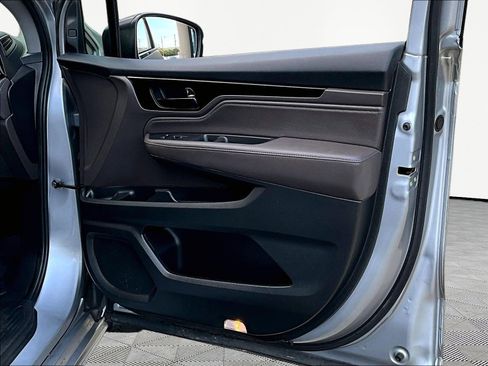 Used 2023 Honda Odyssey Touring image 28