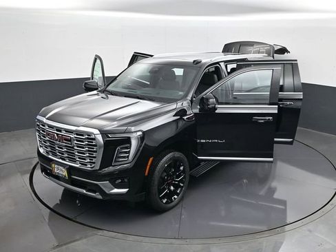 New 2026 GMC Yukon XL Denali w/ Sun & Power Step Package image 31