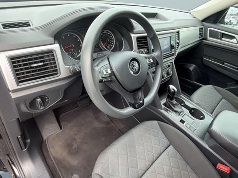 Used 2019 Volkswagen Atlas S FWD image 4