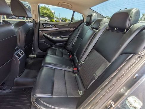 Used 2023 Nissan Maxima SV w/ Floor Mat Group FWD image 14