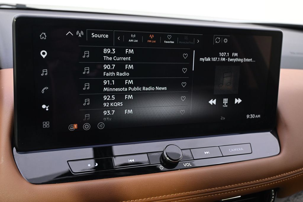 Used 2025 Nissan Rogue Platinum FWD image 29