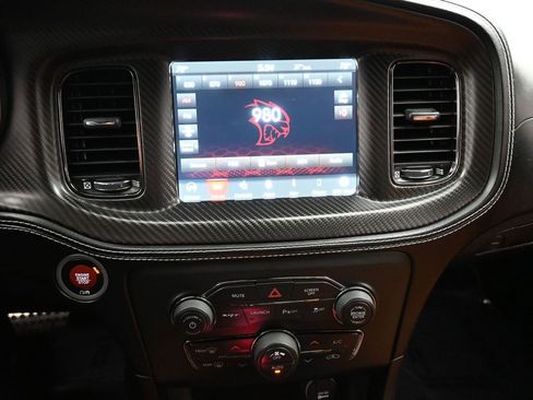 Used 2021 Dodge Charger SRT Hellcat image 19