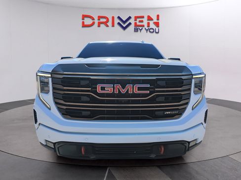 Used 2022 GMC Sierra 1500 AT4X image 6