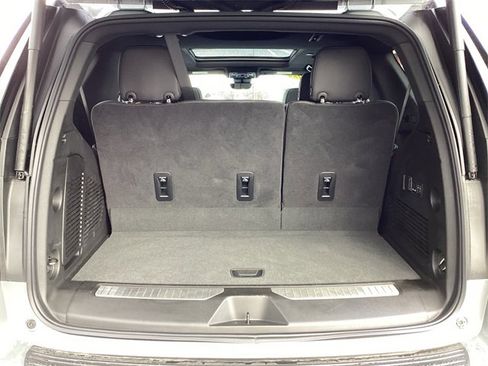 Used 2025 Chevrolet Tahoe High Country w/ Sun And Tow Package image 17