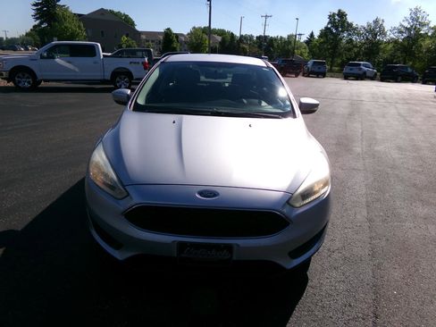 Used 2016 Ford Focus SE FWD image 8