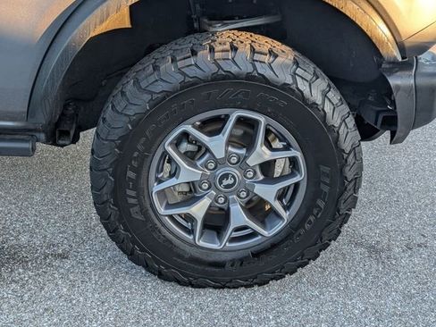 Certified 2023 Ford Bronco Badlands image 13
