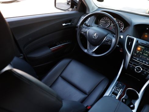 Used 2016 Acura TLX V6 image 25