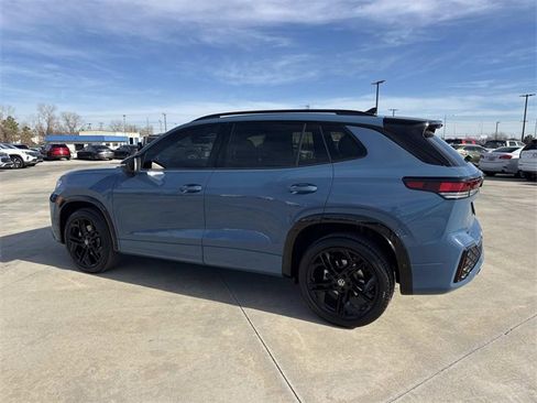 New 2026 Volkswagen Tiguan SE R-Line image 7