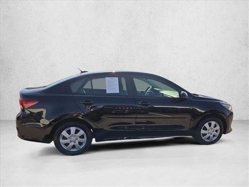 Used 2020 Kia Rio LX FWD image 4