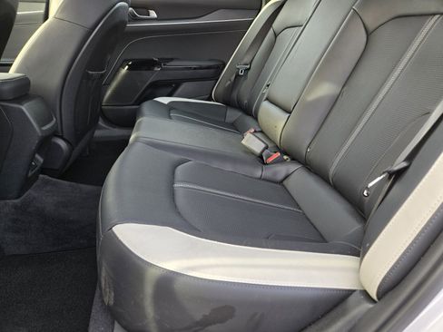 Certified 2025 Kia K5 GT-Line w/ GT-Line Premium Package image 12