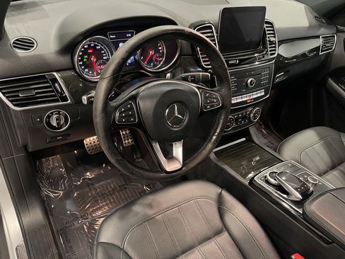 Used 2019 Mercedes-Benz GLE 400 4MATIC image 13