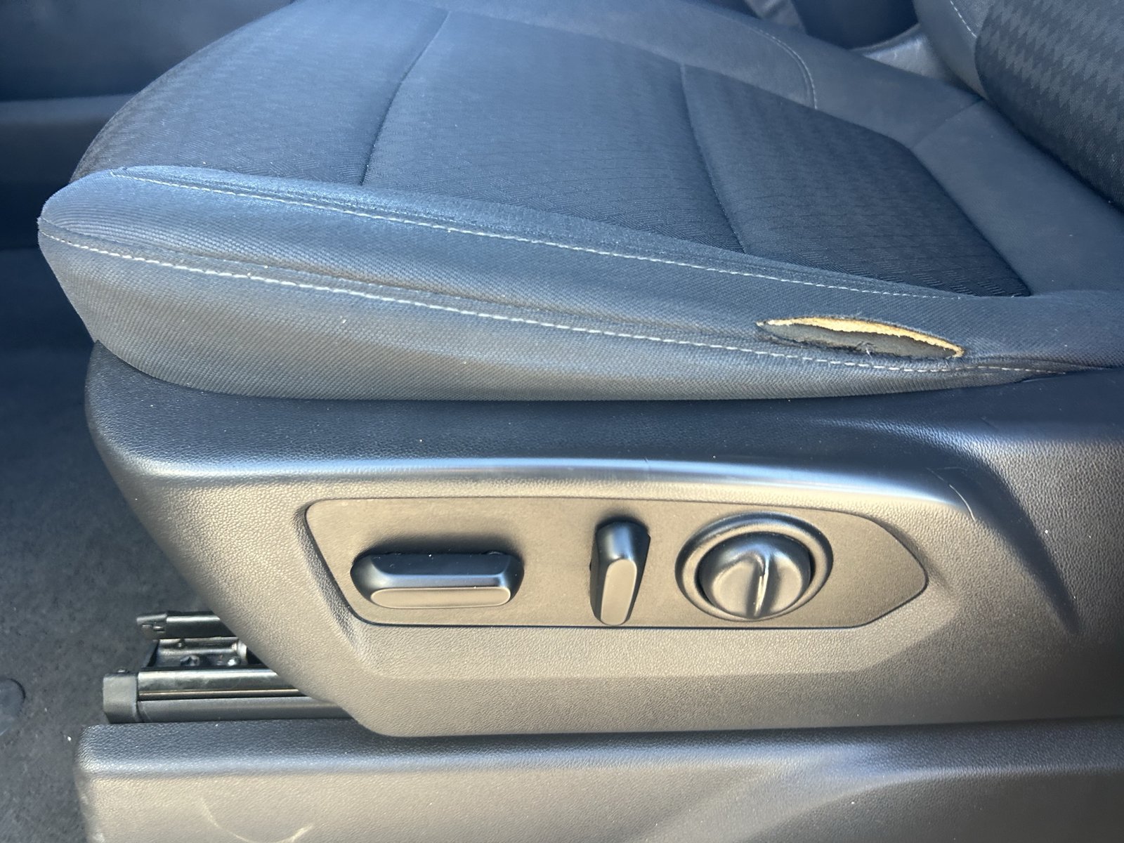 Used 2021 GMC Sierra 1500 Elevation RWD image 28