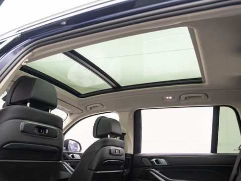New 2026 BMW X7 xDrive40i w/ Premium Package image 18