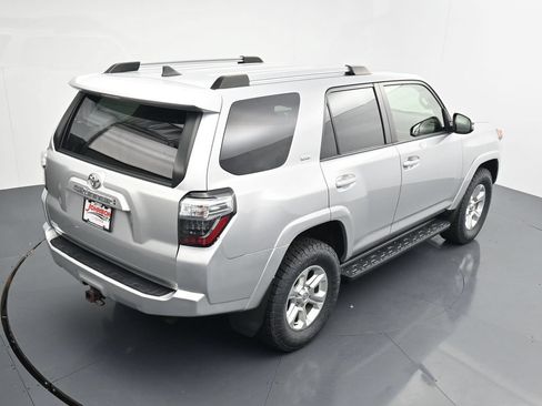 Used 2022 Toyota 4Runner SR5 Premium AWD/4WD image 30