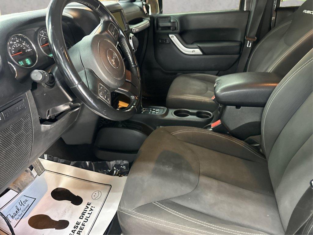 Used 2018 Jeep Wrangler Unlimited Rubicon w/ Cold Weather Group AWD/4WD image 11