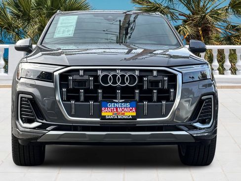 Used 2025 Audi Q7 2.0T Premium w/ Convenience Package image 9