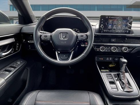 Used 2023 Honda CR-V Sport Touring image 8