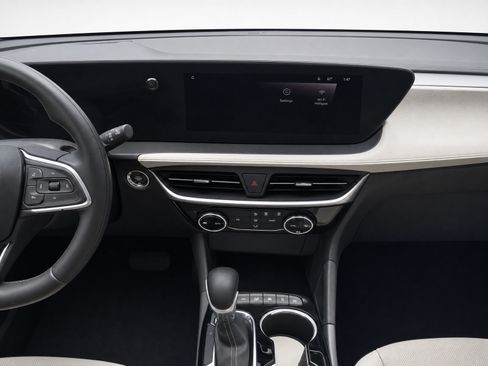 Used 2024 Buick Encore GX Sport Touring FWD image 17