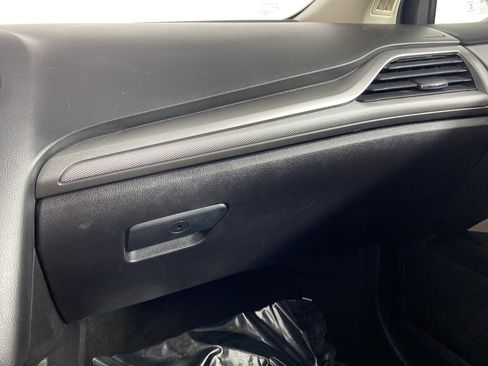 Used 2018 Ford Fusion S FWD image 29