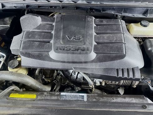 Used 2021 Nissan Titan PRO-4X w/ Pro-4x Convenience Package image 40