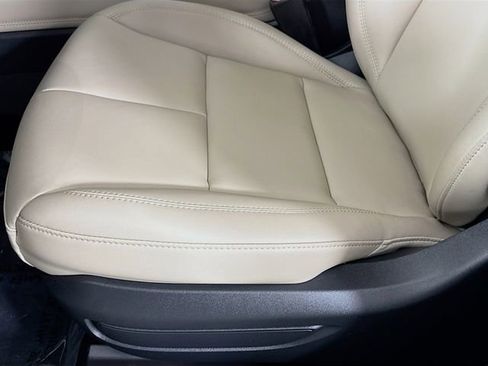 New 2026 Lincoln Corsair Premiere w/ Rear Removable Package Tray FWD image 21