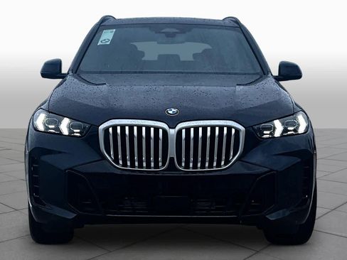 Used 2026 BMW X5 xDrive40i w/ M Sport Package AWD/4WD image 3