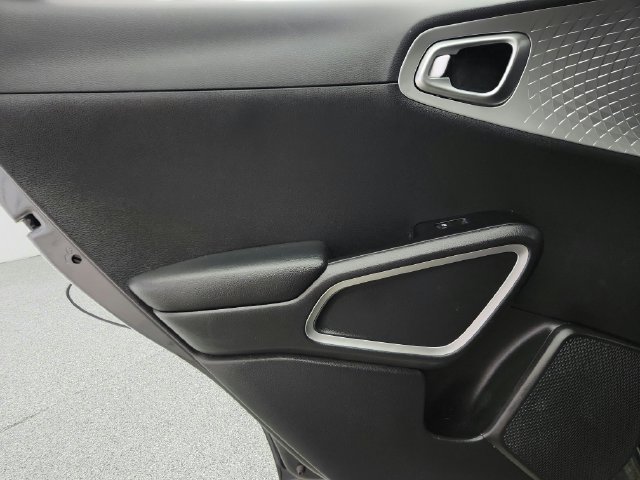 Used 2024 Kia Soul LX w/ Option Group 015 FWD image 22