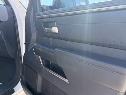 Used 2022 Toyota Tundra SR5 image 11