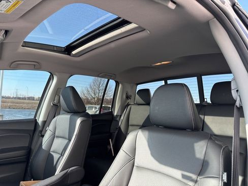 Used 2023 Honda Ridgeline RTL-E image 13