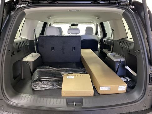 New 2026 Hyundai Santa Fe SE image 12