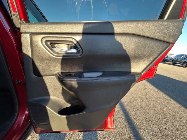 Used 2025 Nissan Rogue SV AWD/4WD image 39