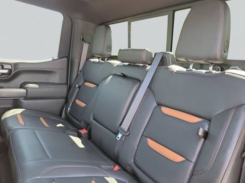 Used 2021 GMC Sierra 1500 AT4 w/ AT4 Value Package AWD/4WD image 34