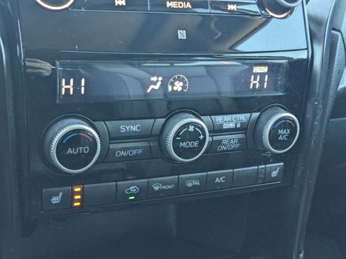 Used 2022 Subaru Ascent Onyx Edition image 22