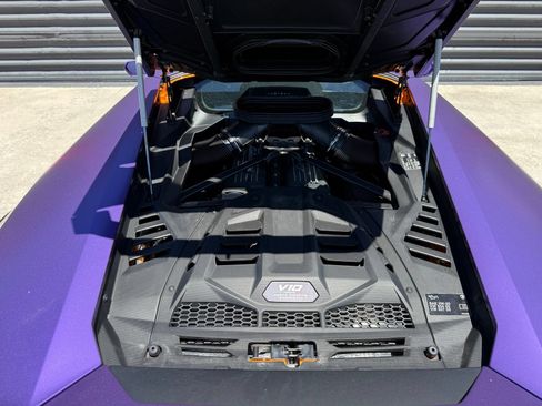 Used 2024 Lamborghini Huracan Sterrato AWD/4WD image 36