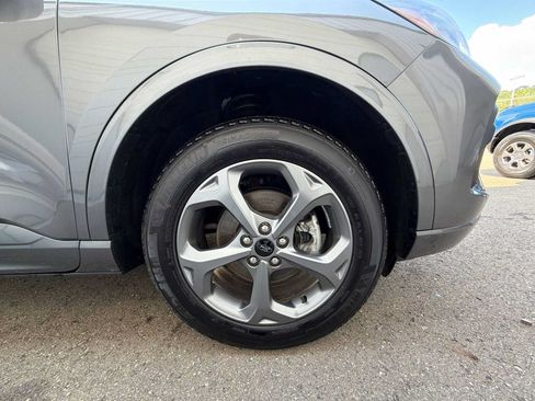 Used 2024 Ford Escape ST-Line w/ Tech Pack #1 AWD/4WD image 18