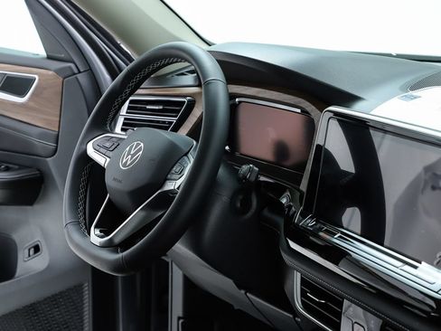 New 2026 Volkswagen Atlas SE AWD/4WD image 35