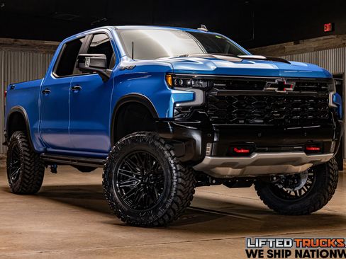 Used 2025 Chevrolet Silverado 1500 ZR2 w/ Technology Package image 1