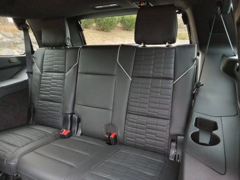 Certified 2026 Cadillac Escalade Platinum Sport w/ LPO, ONYX Package AWD/4WD image 25