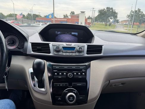 Used 2012 Honda Odyssey EX-L image 12