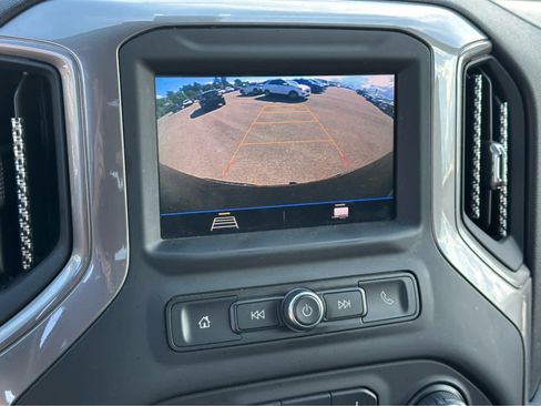 Used 2021 Chevrolet Silverado 1500 Custom AWD/4WD image 14