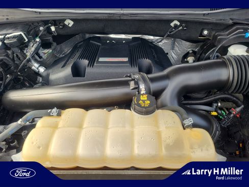 Used 2018 Ford F150 Raptor w/ Equipment Group 802A Luxury image 22