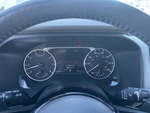 Used 2021 Nissan Rogue SL w/ Premium Package image 13